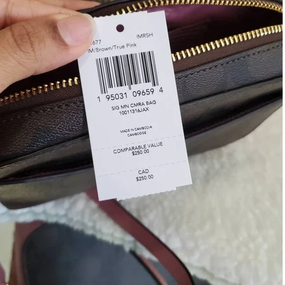 Coach Purse Signature Canvas Brown with pink Set NEW - Picture 13 of 17